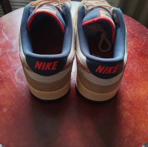 NIKE DUNK LOW RETRO Sneakers - Picture 6 of 8